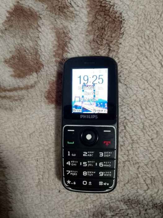 Продам простой телефон за 7000тг.