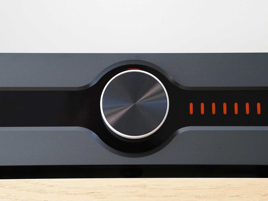 Roksan Caspian 4G Streaming Усилвател (Made in UK) в гаранция!