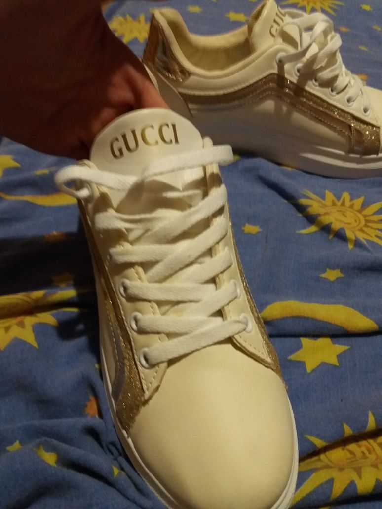 Adidasi gucci originali dama