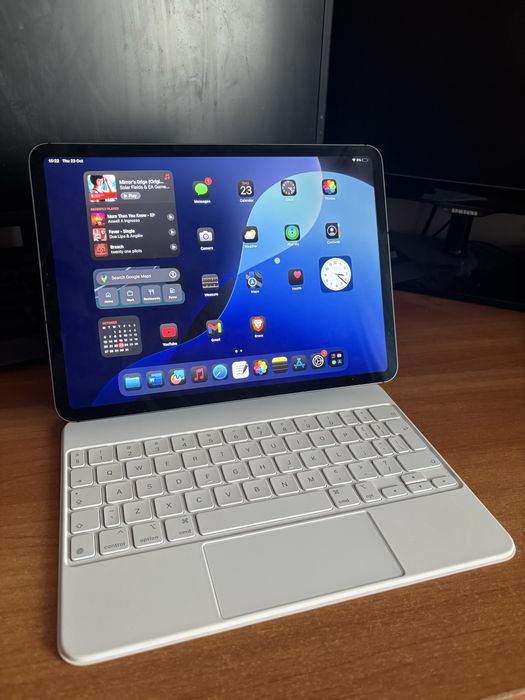 Apple iPad Magic keyboard ca noua 11 inch FULL BOX