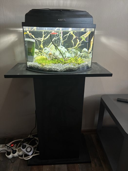 оборудван аквариум