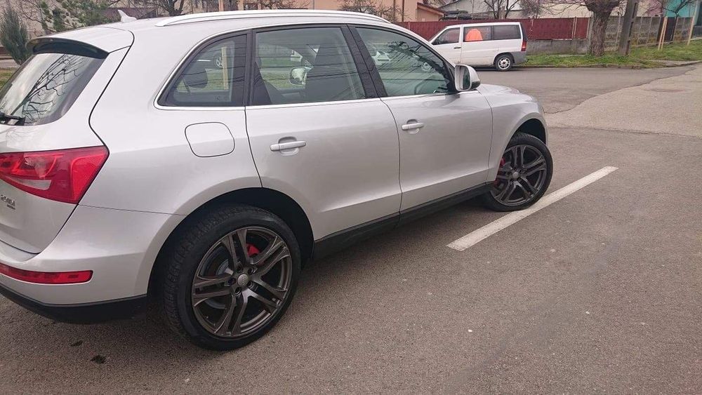 Audi Q5  2010 stare foarte buna