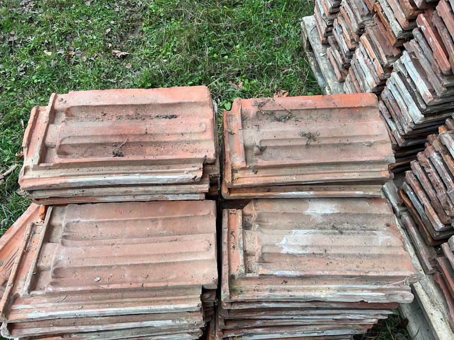 Подарявам  цигли