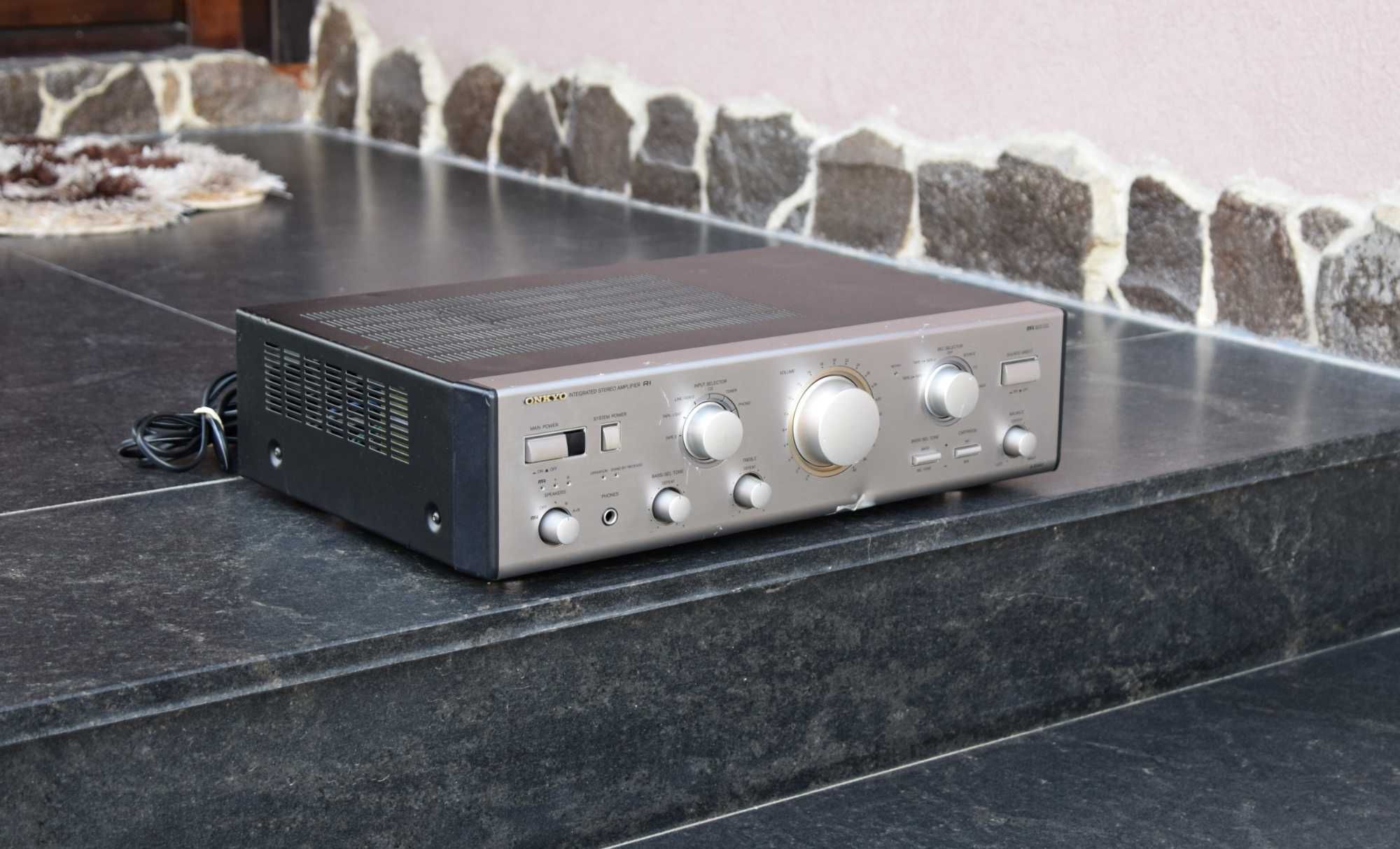 Amplificator Onkyo A-8940