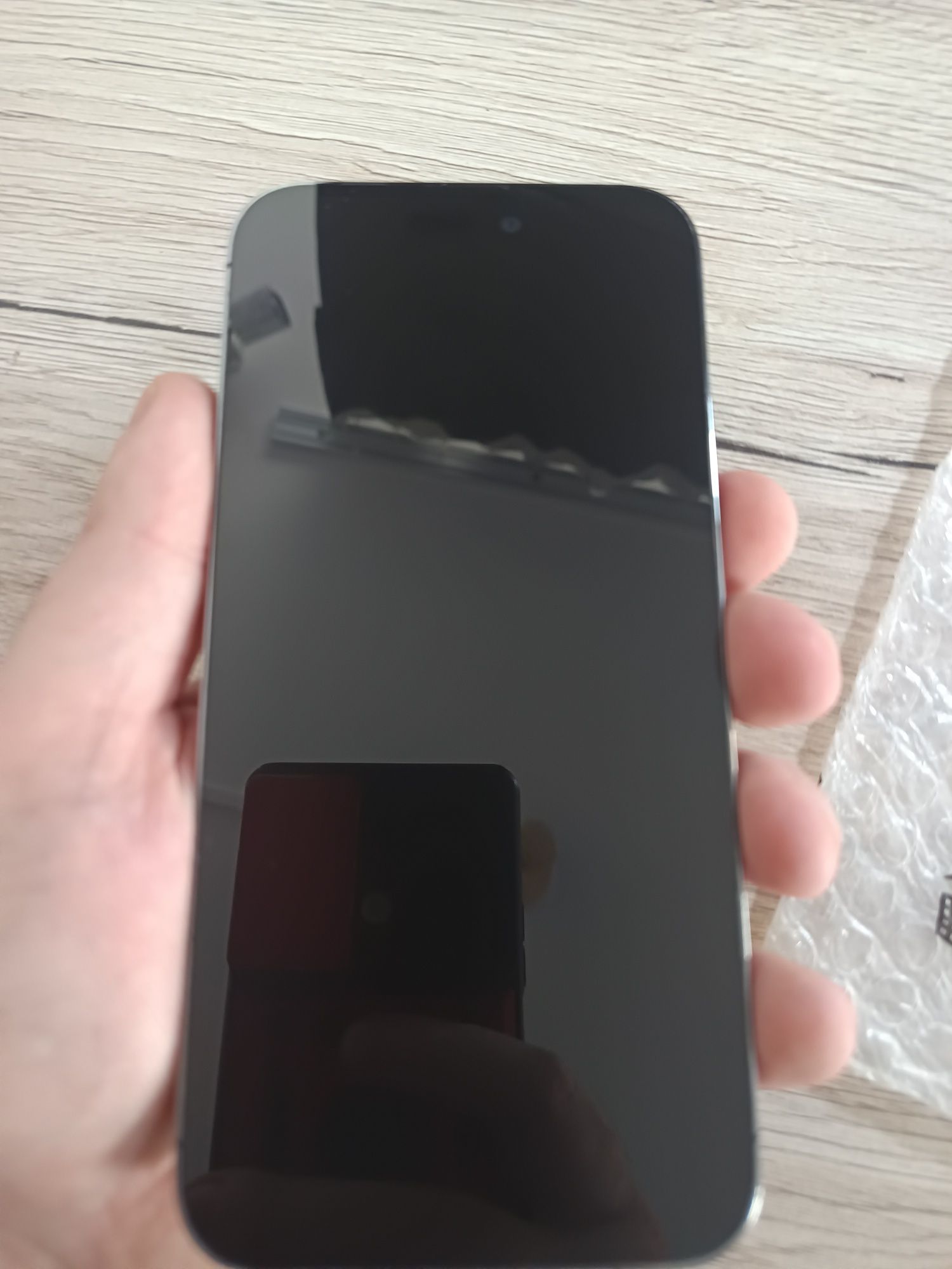 iPhone 14 pro Deep Purple