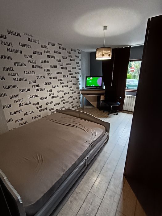 Garsoniera de inchiriat