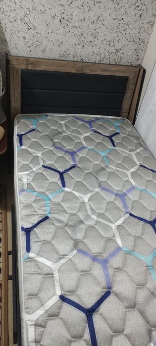 Кровать односпальная