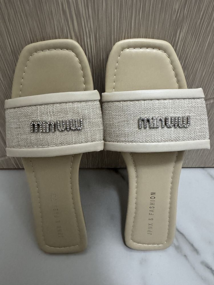 Дамски чехли Miu Miu