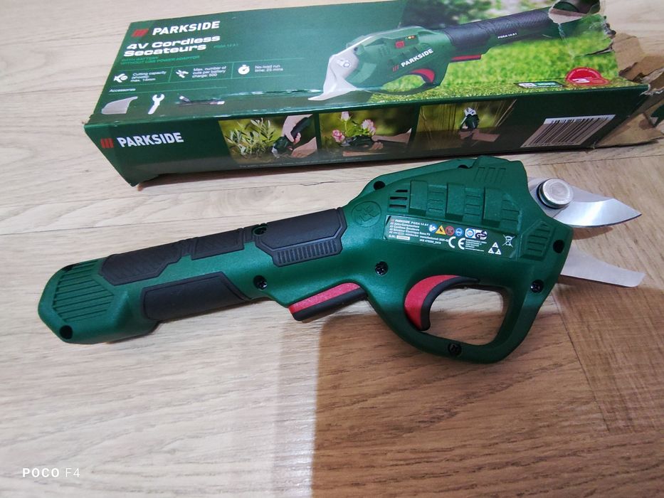 Акумулаторна градинска ножица Parkside pgsa 14 a1