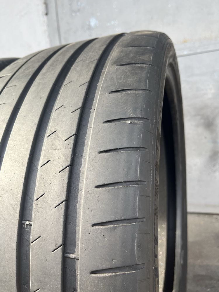 2 бр. летни гуми 235/35/20 Michelin PS 4S TO DOT 0220 4+ mm