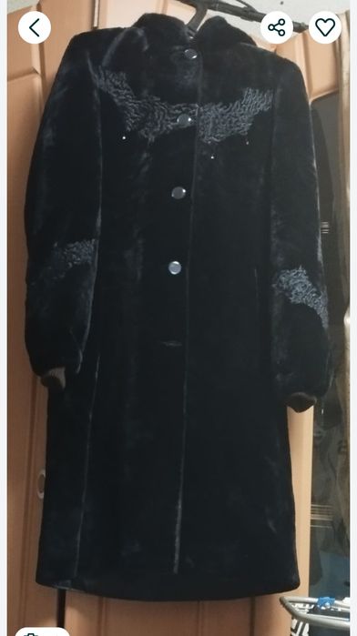 Продам мутоновую шубу