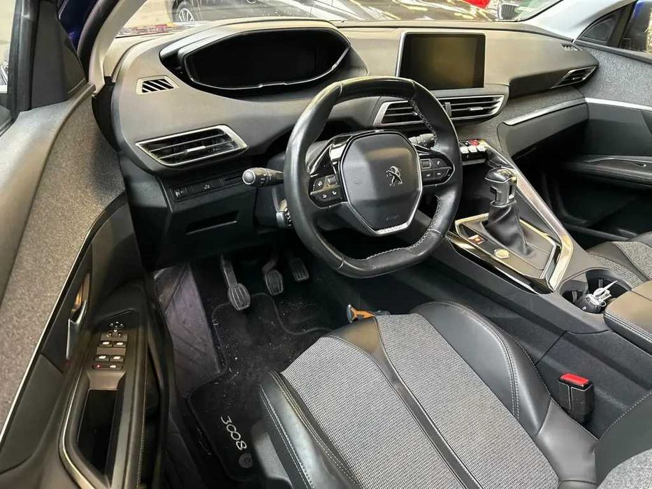 Peugeot 3008,impecabila,model 2018,benzina,distributia schimbata