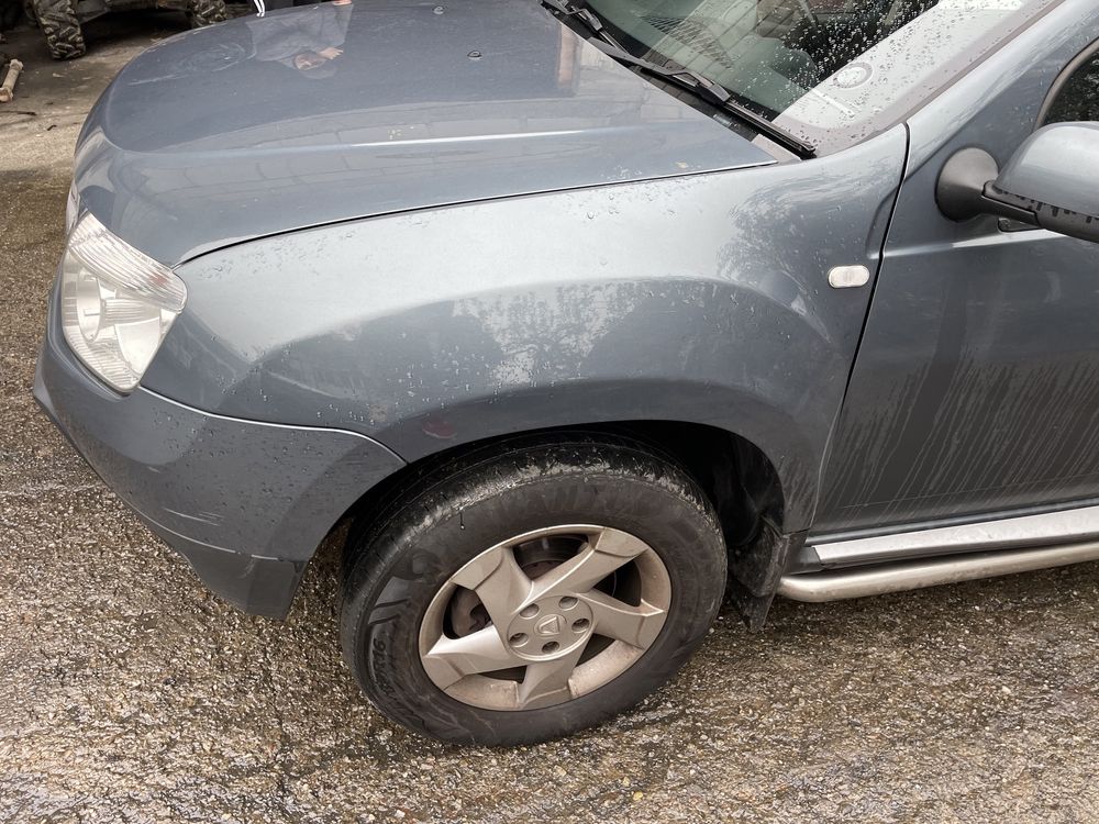 Aripa stanga fata Dacia Duster 2010-2018