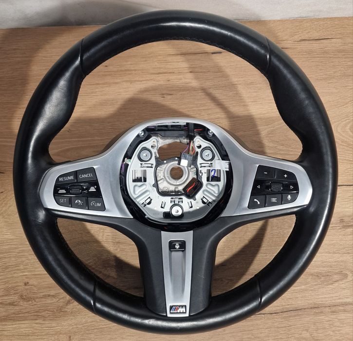 Volan M cu incalzire BMW SERIA G G30 G31 G15 G16 G05 G06 G07