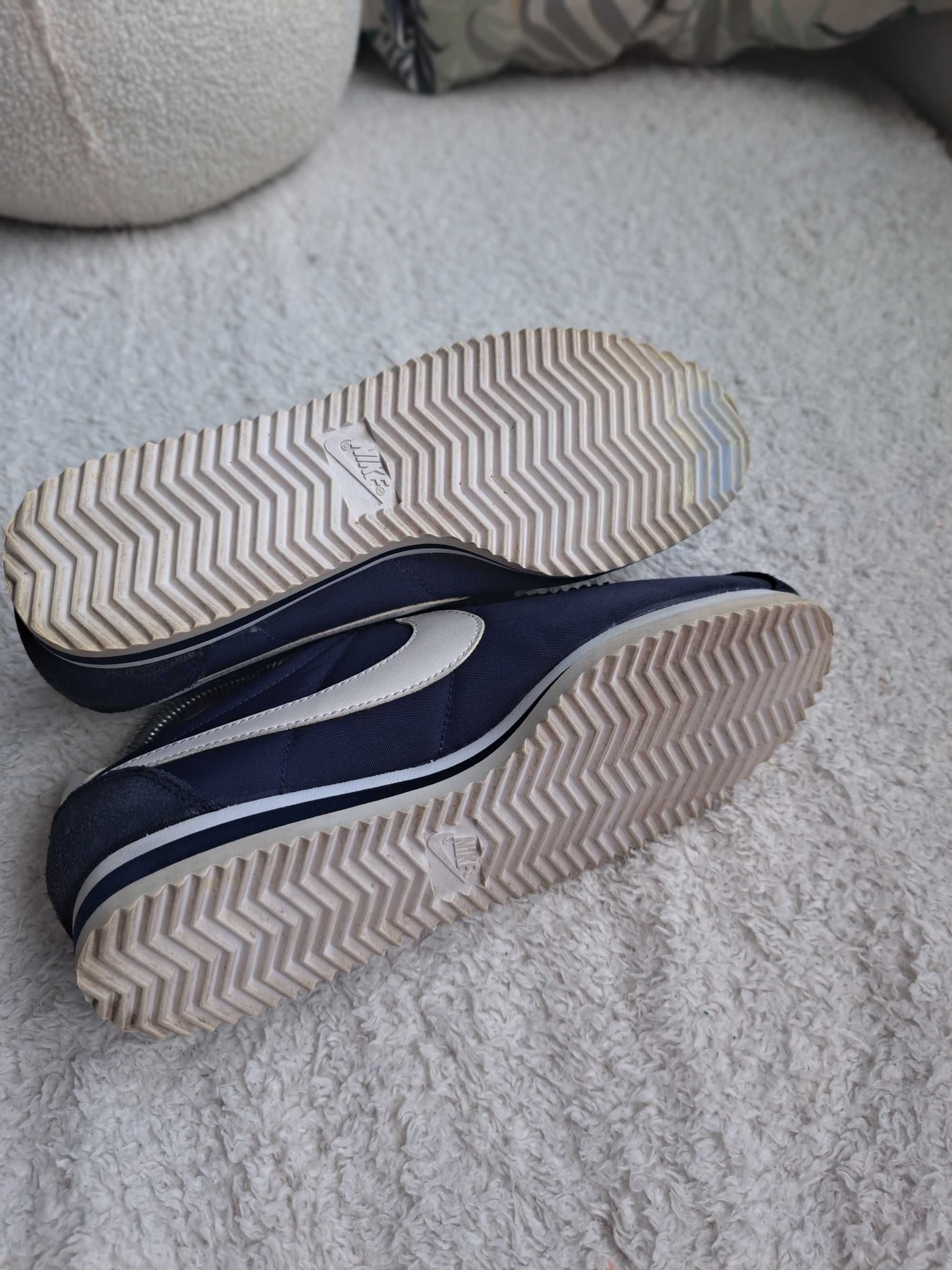 Маратонки Nike cortez