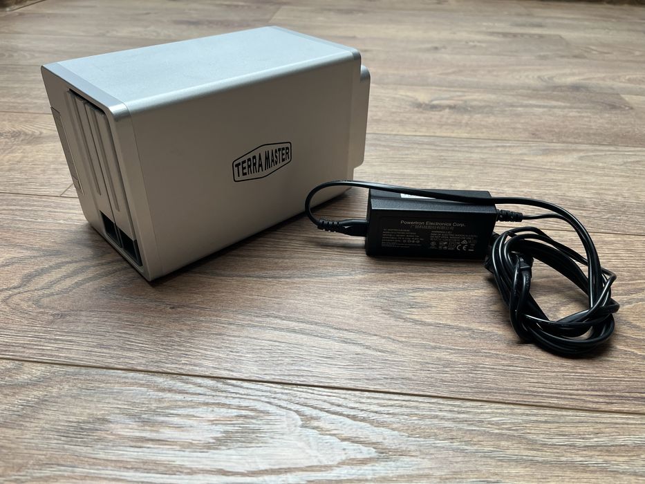 NAS TerraMaster F2-210