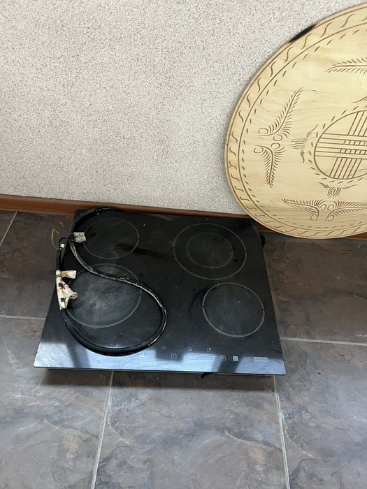 продам электрическую плиту Franke б/у 60 см