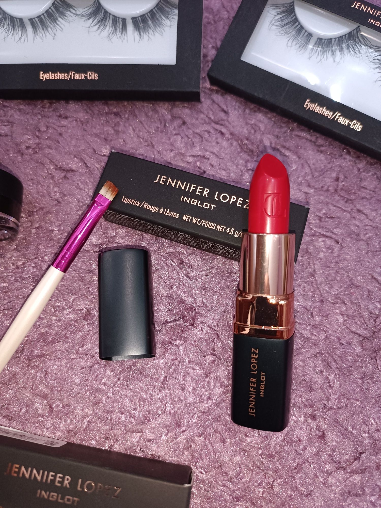 Гримове на Jennifer Lopez за INGLOT