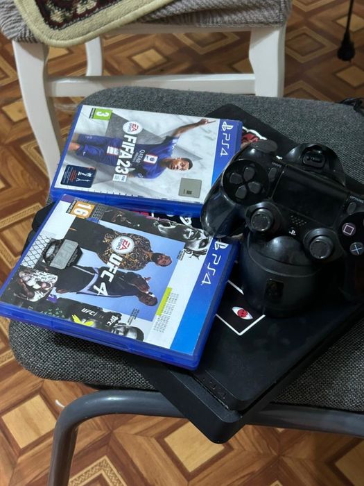 Ps4 slim срочно продается