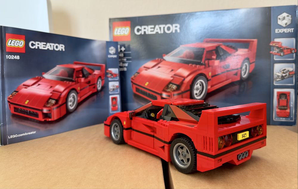 LEGO® 10248 Ferrari F40