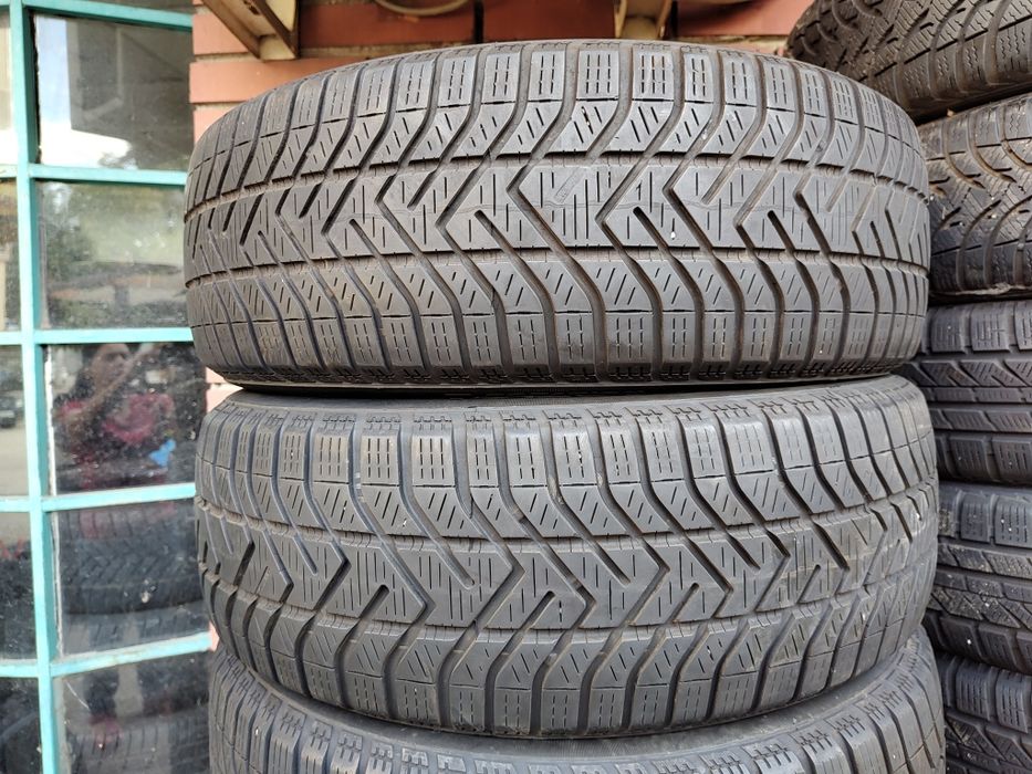 Продавам 4 зимни гуми 195/60/16 Pirelli