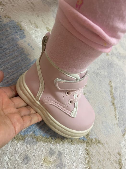 Ботинки для девочек, осень,НОВЫЙ, 22размера