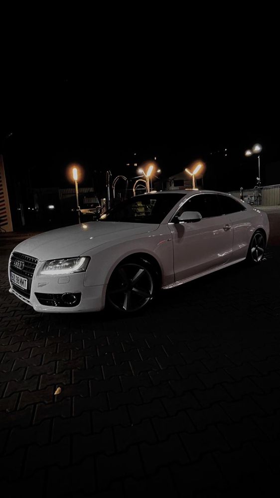 Vand sau schimb audi a5 coupe 2010