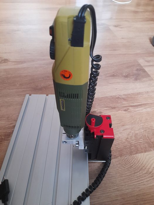 Masa frezare aluminiu cu freză Proxxon NOUĂ  !!