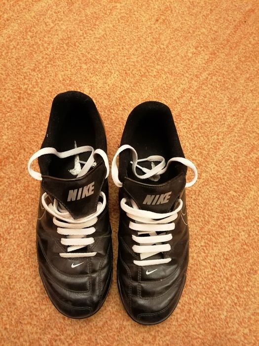 Adidasi originali Nike 41