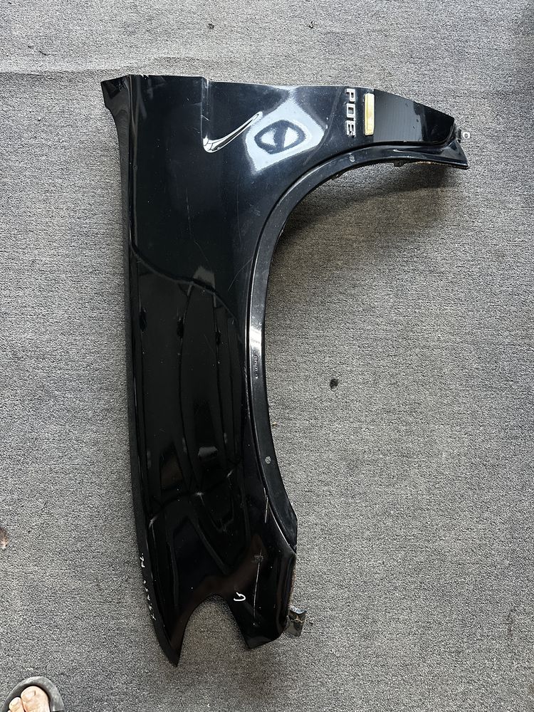 Aripa fata stanga BMW X5 E53 facelift 2004 2006 negru metalizat