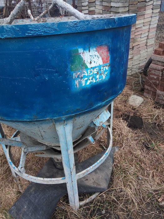 Bena beton cu furtun Boscaro 500lt