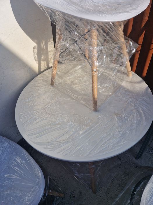 Кухонная мебель стол и стульями