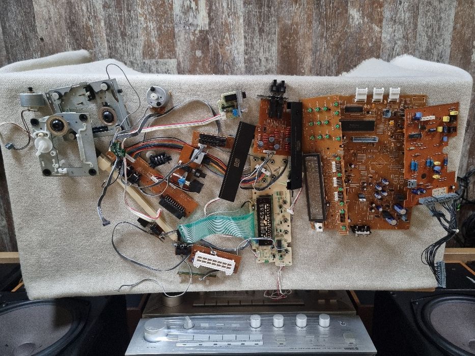 Pachet dif placi componente Technics,motorase, etc. Impecabile.