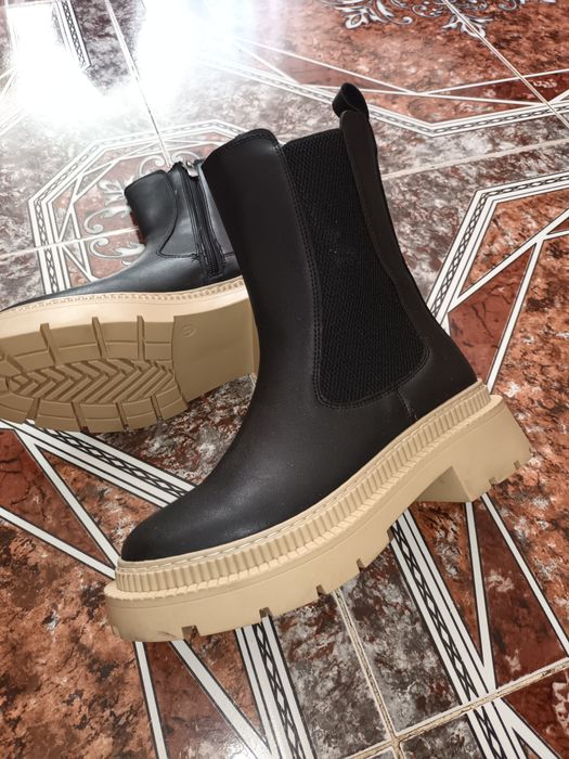 Ghete femei nou noute