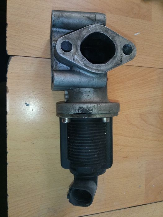 supapa Egr opel vectra c motor 1,9cdti ,150cp