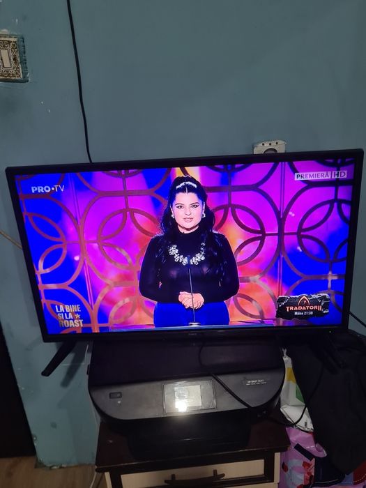 Vand TV led samus 32 în stare buna de funcționare