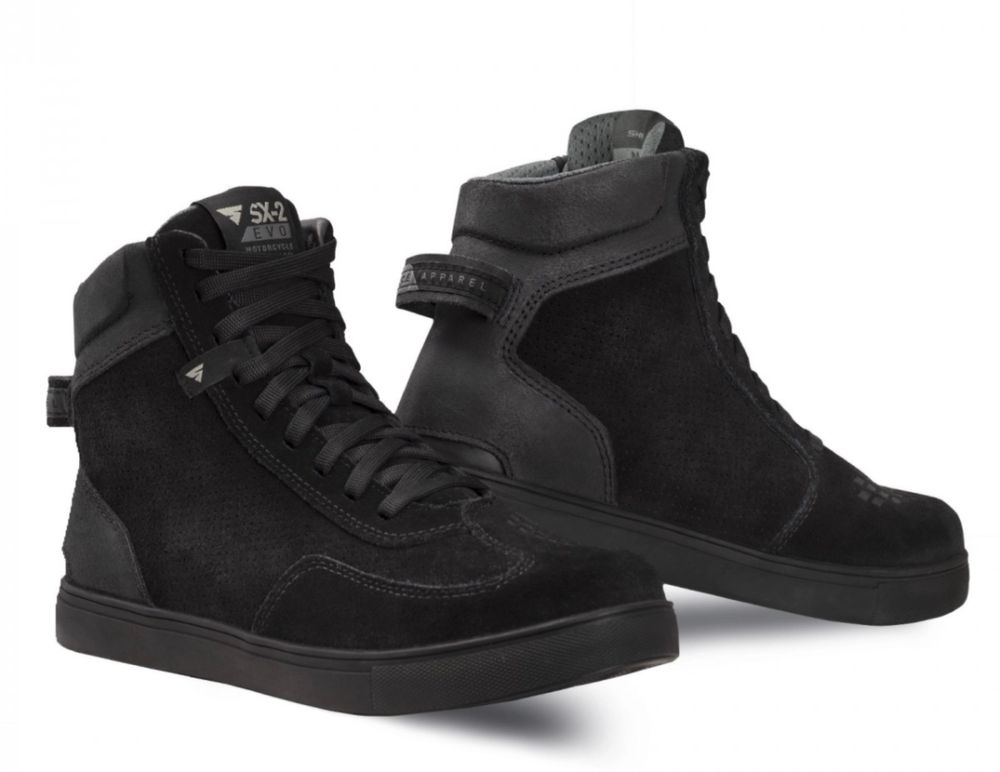 Motorcycle boots