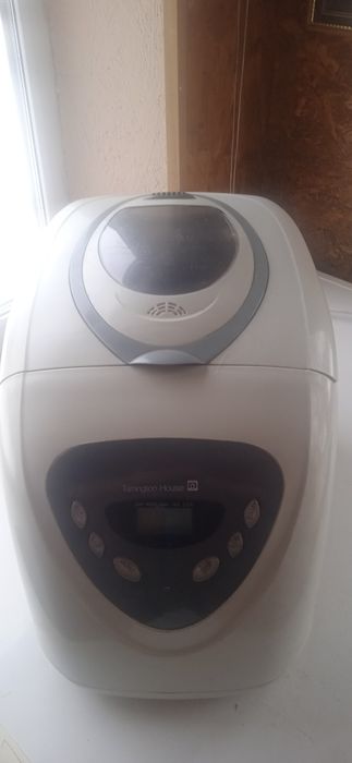 Хлебопечка с рецептурной книгой