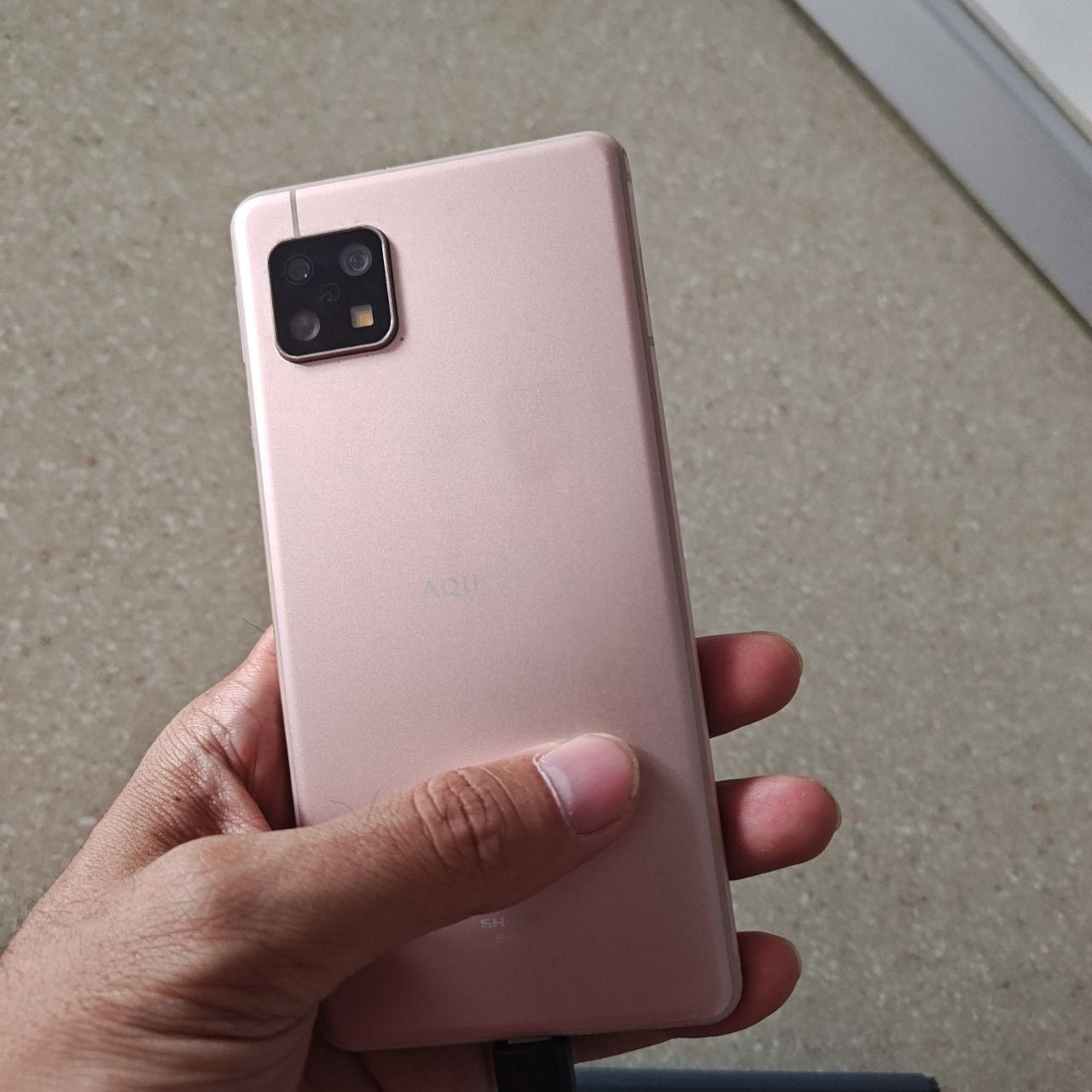 Японский смартфон SHARP Aquos Sense 5G 64GB — цельнометалл, IGZO OLED,