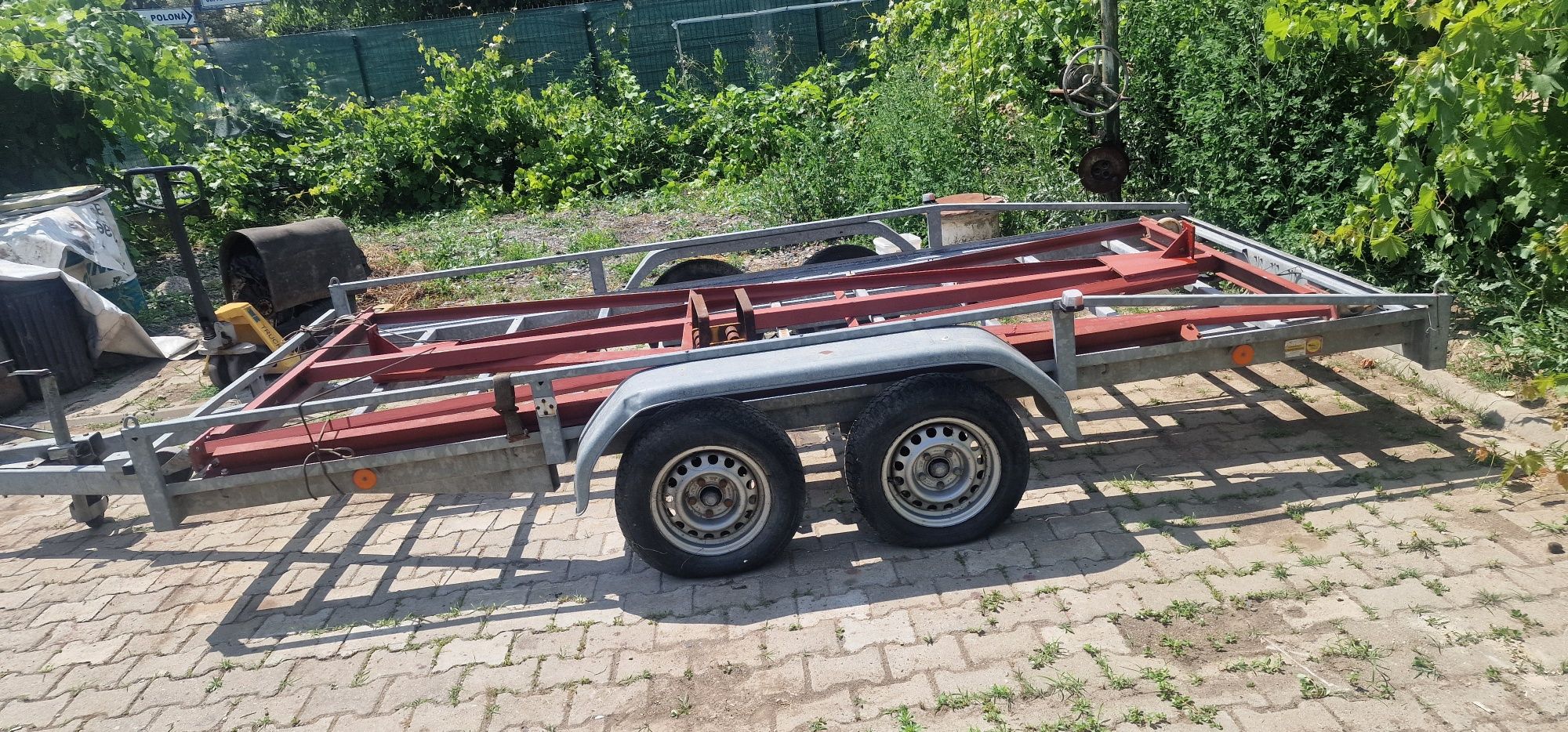Remorca 2500kg circulata foarte putin