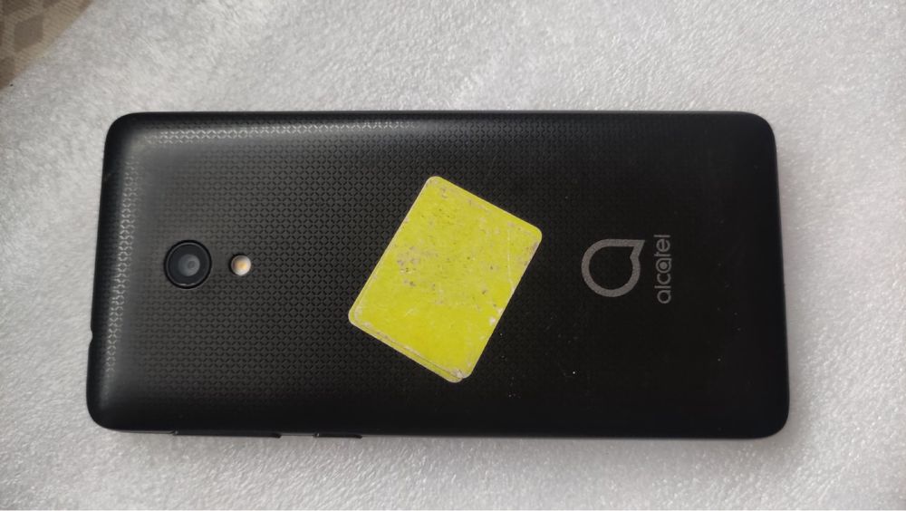 Alcatel телефон