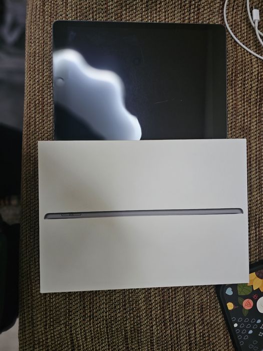 Ipad 9 gen 2021 64 gb много добро визуално и техническо състояние