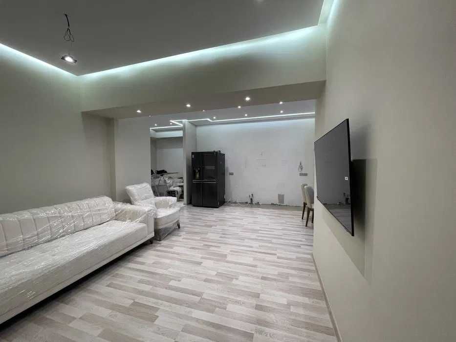 Продается 2 комнатная квартира 62м² Орр;буз базар метро буюк ипак йули