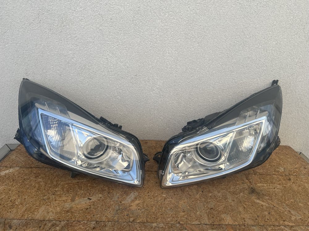 SET Far stanga dreapta Opel Insignia Xenon adaptiv + LED Originale