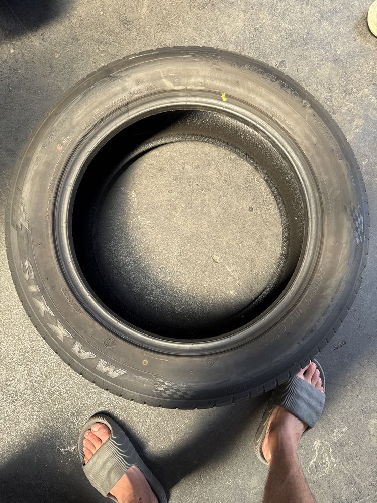 255/55/19 Maxxis 2023