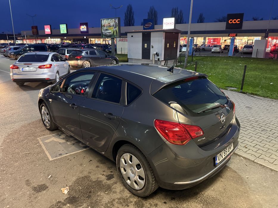 Opel Astra .J  Hatchback .2013 Euro.5