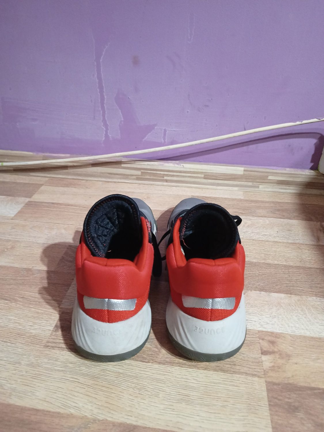 Обувки Adidas номер 44 2/3