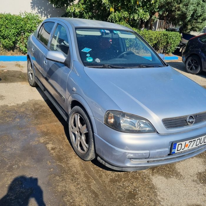 Vând Opel automat GPL omologat 1300 euro