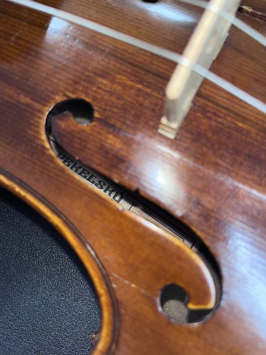 Vioara clasica 4/4 anul 1881