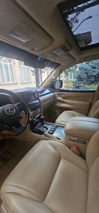 Lexus 570          Restaling 2021  qilingan